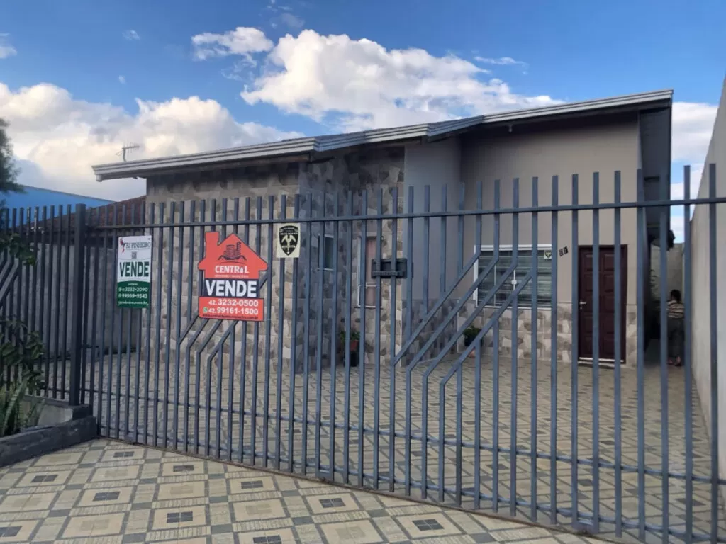 Casa para Venda no bairro N. S. das Graças, Castro–PR.